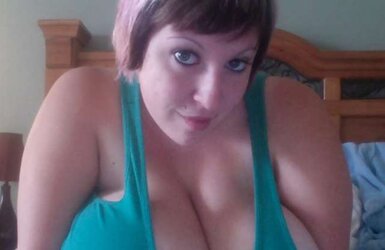Chesty Amateurs - Big-Boobed GFs