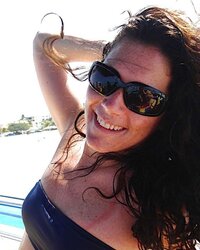 Stellar Dark Haired Milfy.