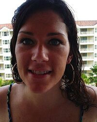 Stellar Dark Haired Milfy.