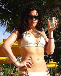 Stellar Dark Haired Milfy.