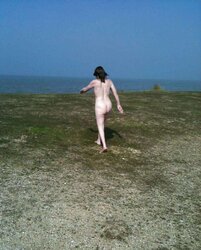 Lizzy outside...