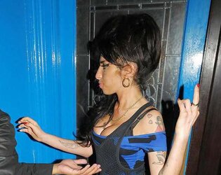 Winehouse Tits