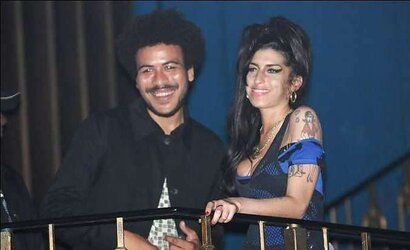 Winehouse Tits