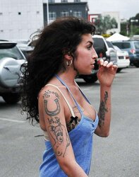 Winehouse Tits