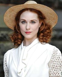 Evan Rachel Wood mega bevy