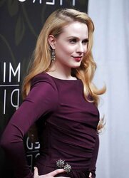 Evan Rachel Wood mega bevy