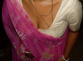 Super-Steamy Indian Damsels