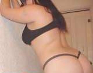 Amatuers with GINORMOUS BOOTIES !!