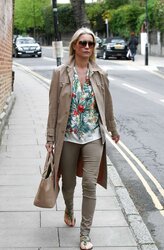 Denise Van Outen soles