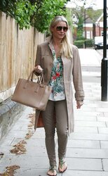 Denise Van Outen soles