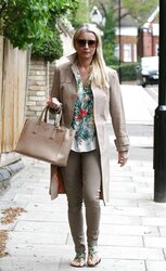 Denise Van Outen soles