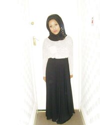 Super Hot and Spectacular Bone Jism Face Taunting Hijabi Paki Bitch