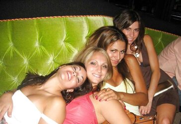 Cute (non naked) gals