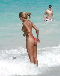 Super-Steamy Titties at the Beach