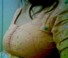 Pakistani Karachi Aunty in Shalwar Kameez Jugs Displays