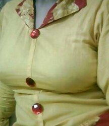 Pakistani Karachi Aunty in Shalwar Kameez Jugs Displays
