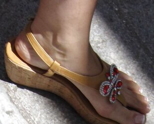 Candid street soles