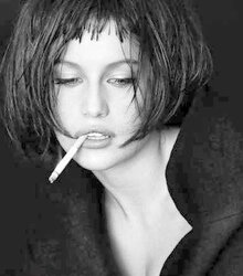 Smoking with elegance