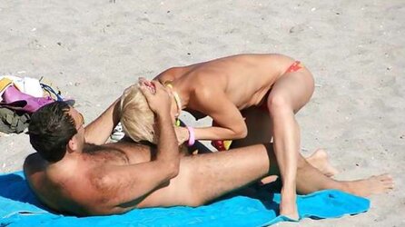 092 Fucky-Fucky on the beach 04. Sexo en la playa