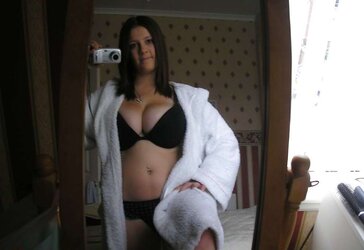 So jummy and big-boobed youthfull Damsel