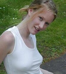 Les salopes (bra-less)