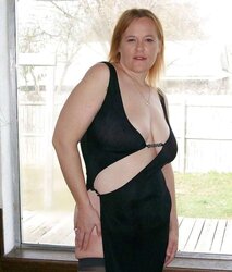 Les salopes (bra-less)