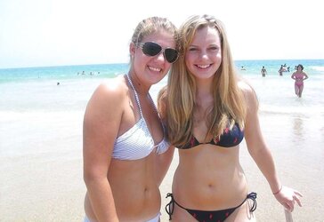 Bathing Suit lady Mingle