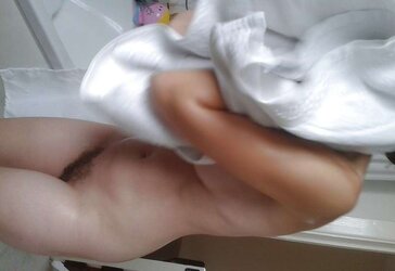 The wifey - tub time