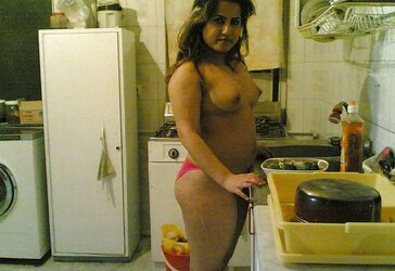 UBER-SEXY IRANIAN INEXPERIENCED DAMSELS II