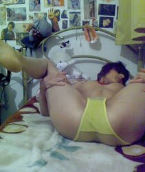 UBER-SEXY IRANIAN INEXPERIENCED DAMSELS II