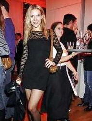Julia Dietze mega bevy