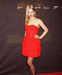 Julia Dietze mega bevy