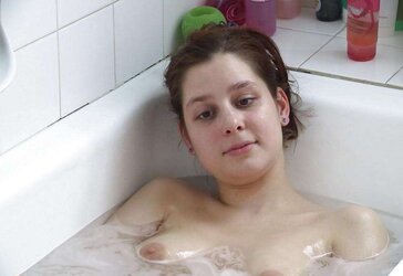 GERMAN DAMSELS UNCOVERED - INSANE AGNES
