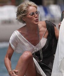 Celebrty Upskirts