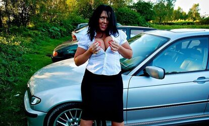 Peaches sensation dogging