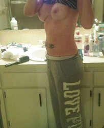 Blondie MUMMY Self Shots