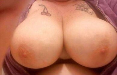 Cragslist Ads - Nude Amateurs