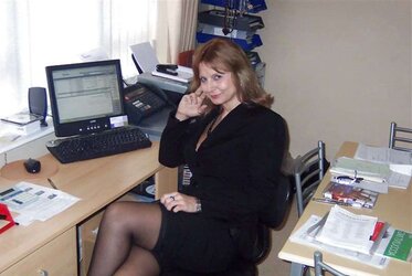 Bedfordshire Light-Haired spreads snatch