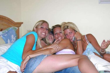 Upskirts Upshorts