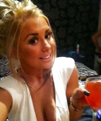 Steamy super-sexy facebook teenagers