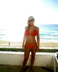 Steamy super-sexy facebook teenagers