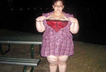 Big Bi-Atch In Public Places