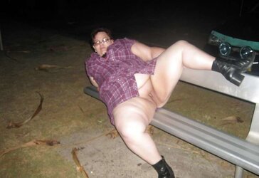 Big Bi-Atch In Public Places