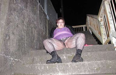 Big Bi-Atch In Public Places