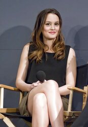 Minka Kelly (HQ)