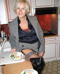 Mature Hottie - Annick