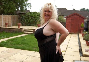 Big-Boobed Matures Blend