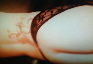 TRIBUTE FOR A FANTASTIC STUNNER