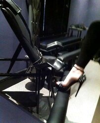 Ballbusting High-Heeled Shoes