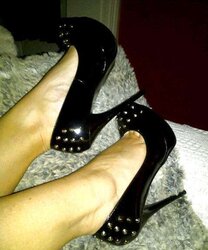 Ballbusting High-Heeled Shoes